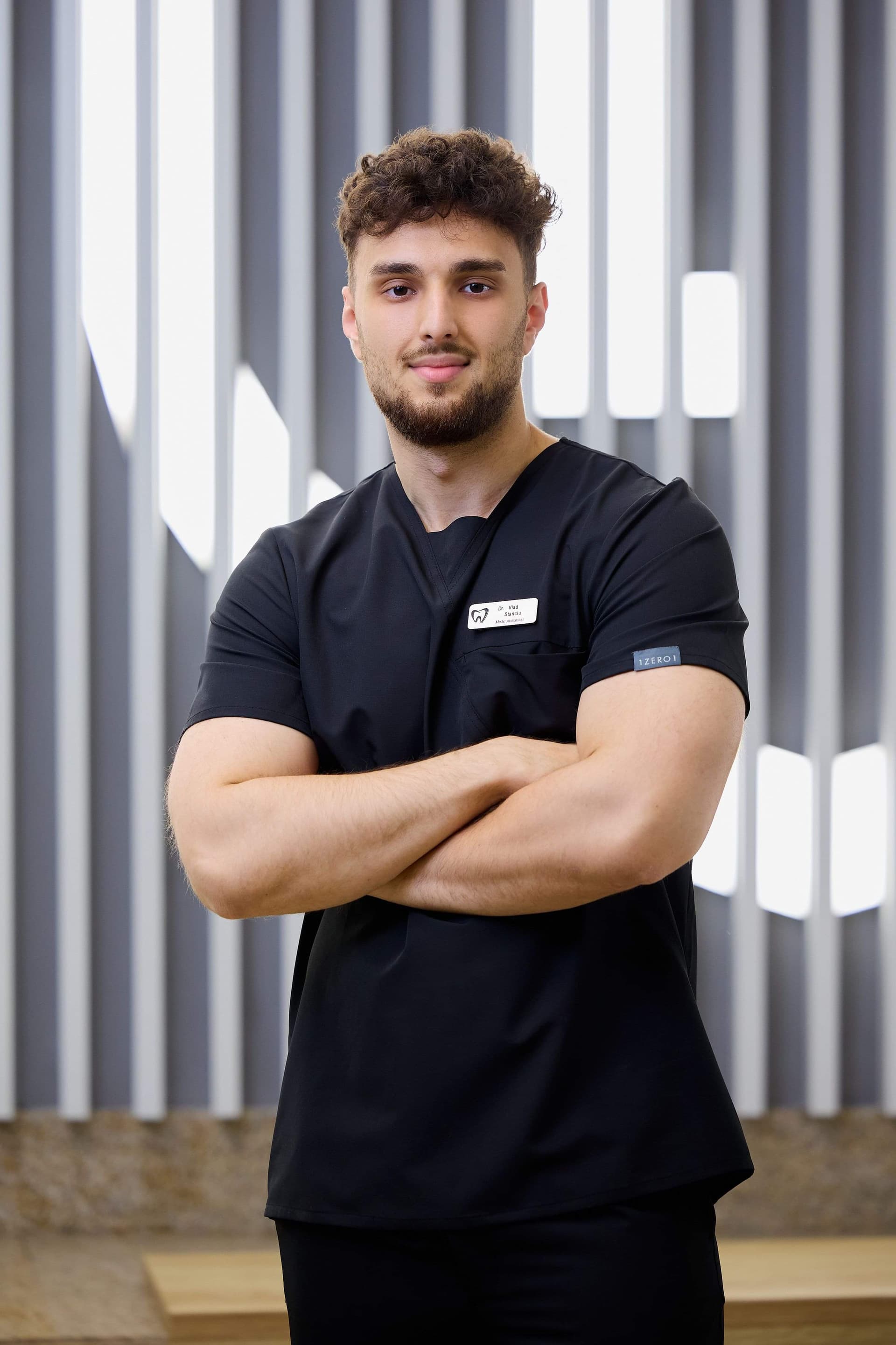 Dr. Stanciu Vlad — Medic Stomatolog — Stomatologie Generală la Chromatic Dental Clinic Bacău