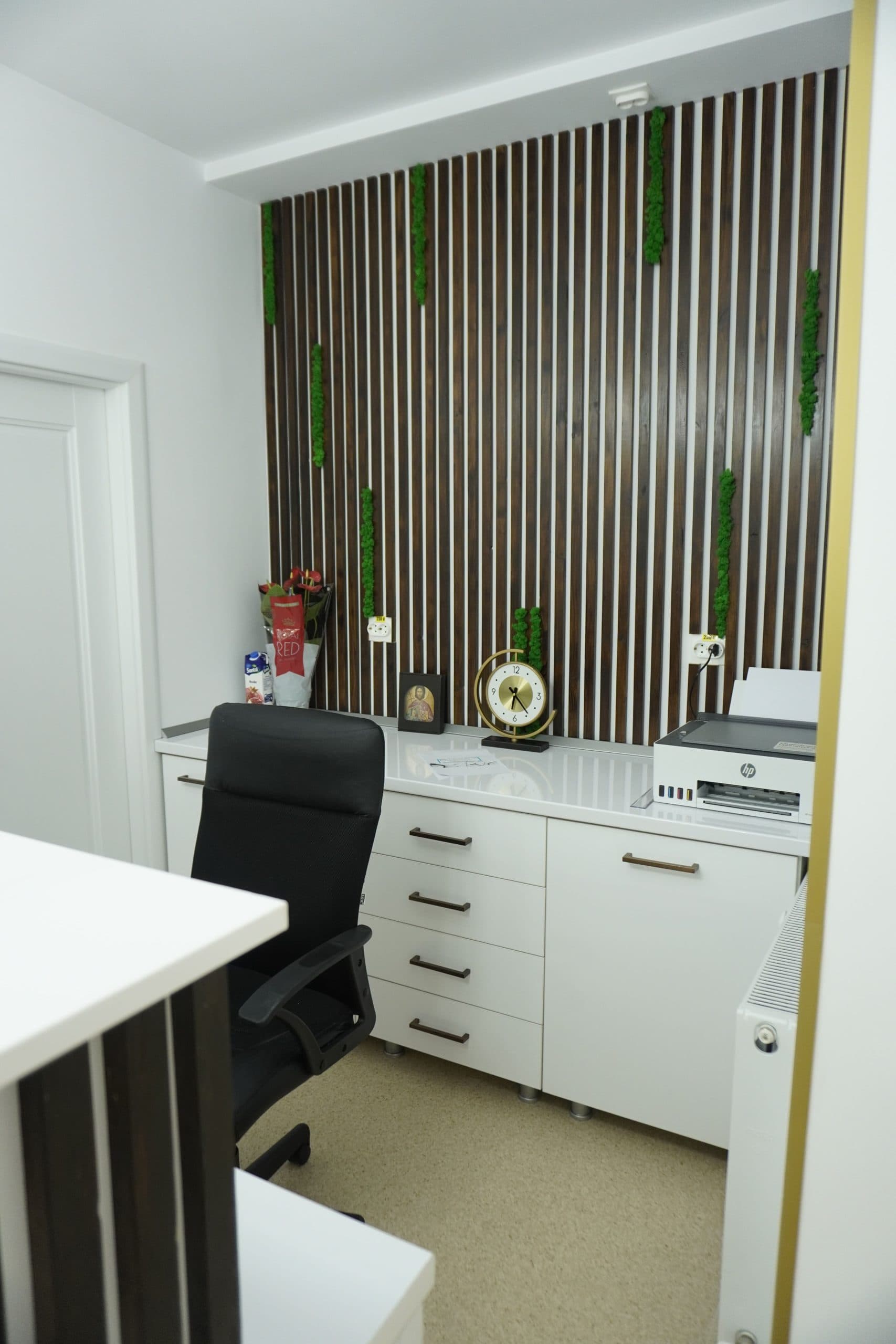 Programează o consultație la clinica stomatologică Chromatic Dental Clinic din Bacău